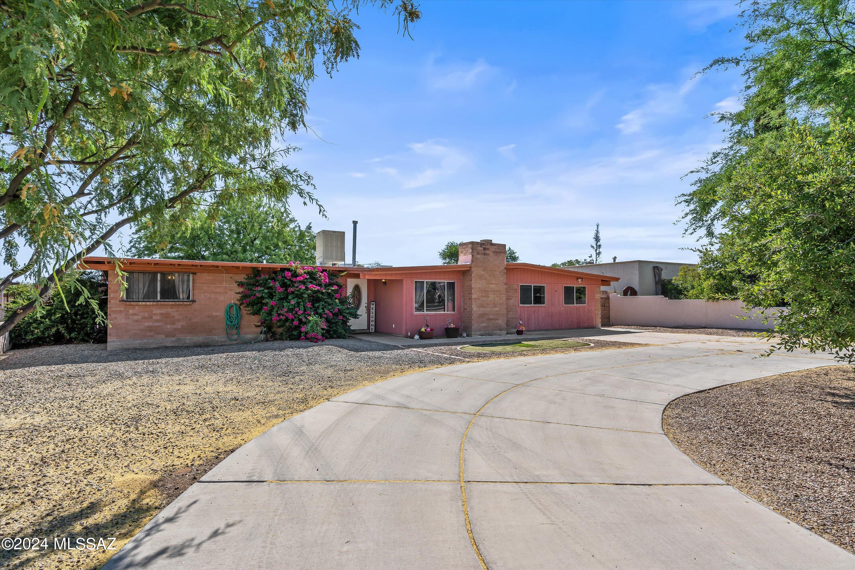 Old Spanish Trl, Tucson, AZ 85710