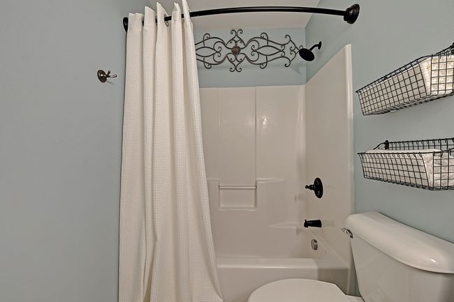 679 Pheasant Ridge Dr, House other with 3 bedrooms, 3 bathrooms and null parking in Ortonville MI | Image 21