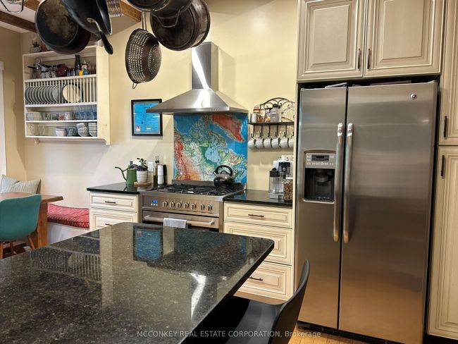 711 Bethune St, House other with 4 bedrooms, 2 bathrooms and 2 parking in Peterborough ON | Image 9