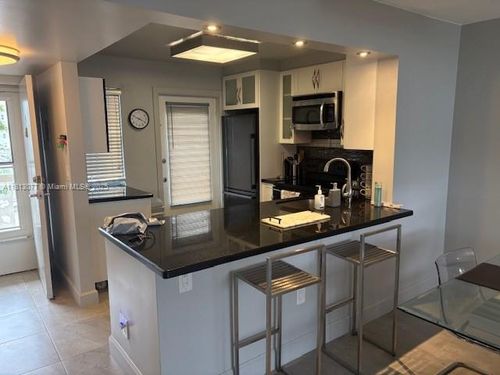 apt-403-1893 S Ocean Dr, Hallandale Beach, FL, 33009-7637 | Card Image