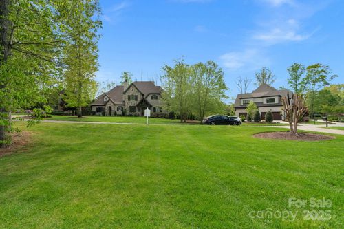 144-8100 Skye Knoll Dr, Waxhaw, NC, 28173-7469 | Card Image