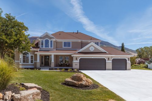 691 E Kings Peak Cv, Draper, UT, 84020-7922 | Card Image
