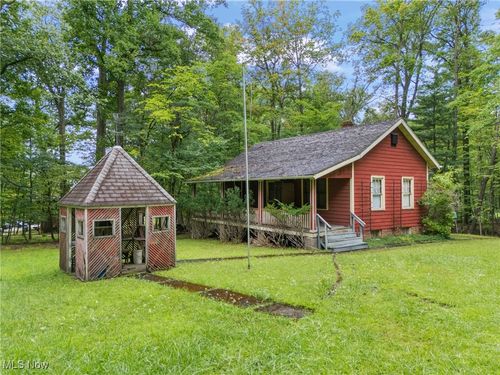 8600 Wallings Rd, North Royalton, OH, 44133-2952 | Card Image