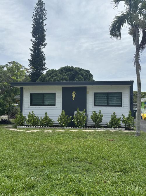 354 Manchester St, Boca Raton, FL, 33487-4026 | Card Image