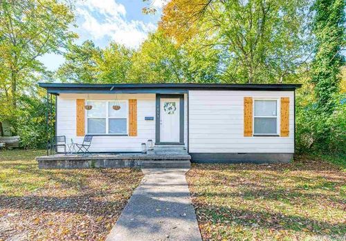1013 Faulkner St, Conway, AR, 72034-3928 | Card Image