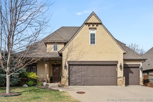 2317 138th St, Bixby, OK, 74008-4876 | Card Image