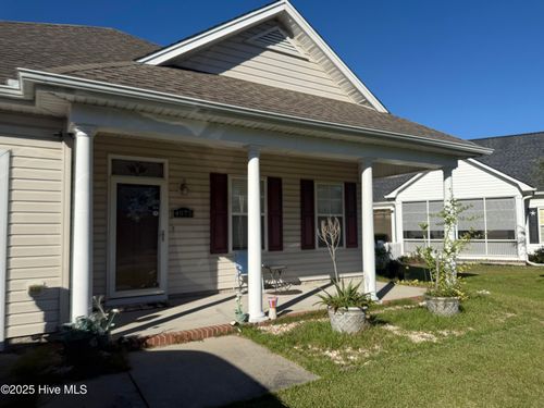 4975 N Hampton Dr Se, Southport, NC, 28461-7421 | Card Image