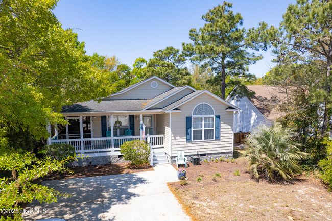 107 Ne 24 Th St, House other with 3 bedrooms, 2 bathrooms and null parking in Oak Island NC | Image 35