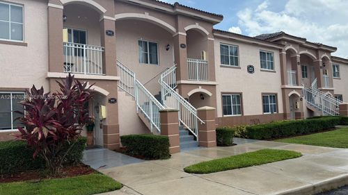 203-1271 Se 27th St, Homestead, FL, 33035-2317 | Card Image