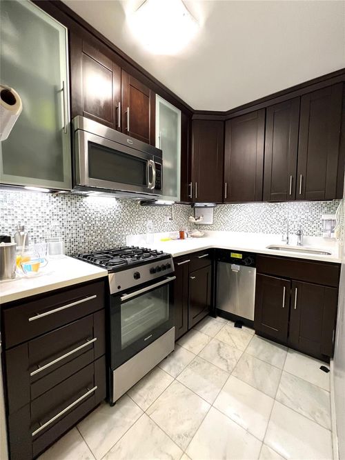 apt-130-42 Kissena Blvd, Flushing, NY, 11355-3205 | Card Image