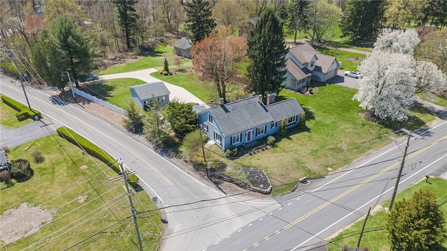 3945 Tuscarawas Rd, House other with 3 bedrooms, 3 bathrooms and 4 parking in Brighton Twp PA | Image 39