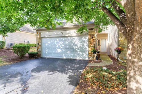 1833 Misty Ridge Ln, Aurora, IL, 60503-7332 | Card Image