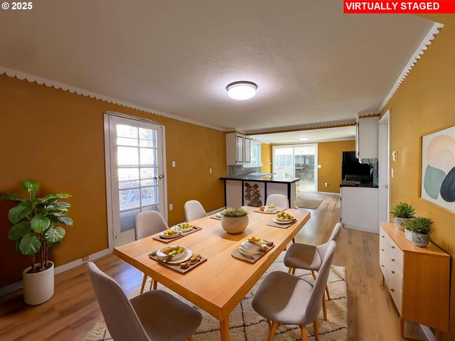 Dining Area | Image 8