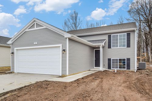 123 Mayfield Dr, Michigan City, IN, 46360-1788 | Card Image