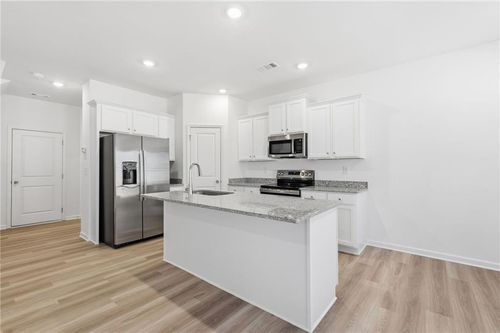 1539 Aralynn Ct, Conyers, GA, 30013-5504 | Card Image