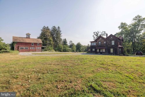 200 Maplehurst Ln, WILMINGTON, DE, 19808 | Card Image