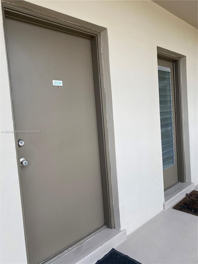 APT-209 - 1480 E Sample Rd, Condo with 1 bedrooms, 1 bathrooms and null parking in Pompano Beach FL | Image 11