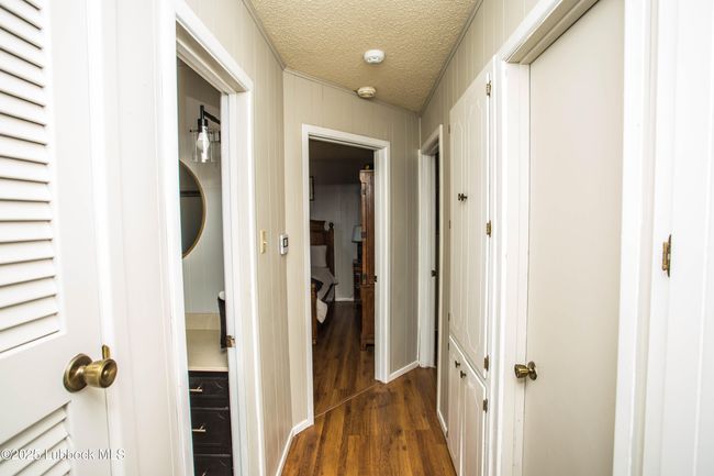 504 Avenue C, House other with 3 bedrooms, 2 bathrooms and null parking in Olton TX | Image 23