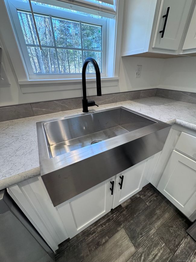 APT-8 - 291 Bingham Rd, House other with 2 bedrooms, 2 bathrooms and null parking in Canterbury CT | Image 8