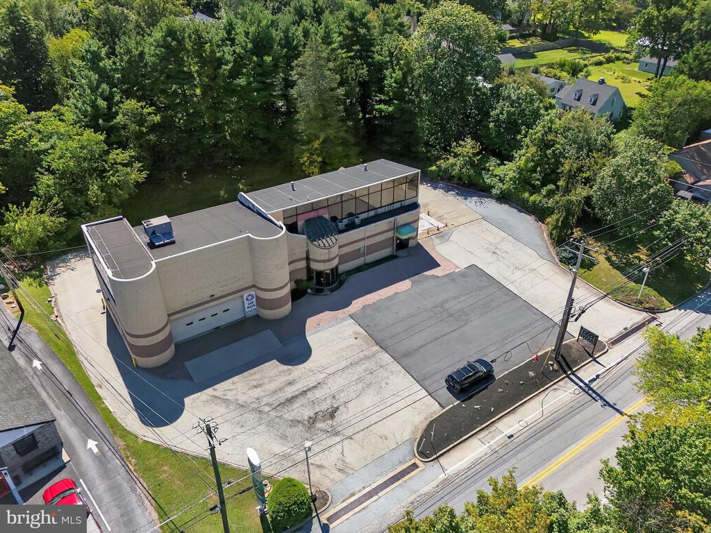 514 E King Rd, Malvern, PA 19355