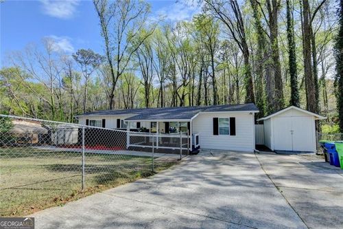 551 Oak Hills Rd Sw, Mableton, GA, 30126-1615 | Card Image
