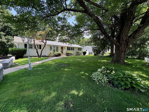 43 Meadowbrook Rd, Danbury, CT, 06811-5038 | Card Image