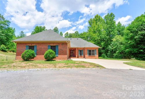 2365 Sylvan Rd, Grover, NC, 28073-7706 | Card Image