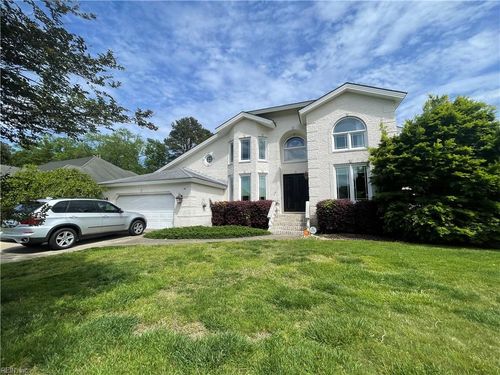 217 Golden Maple Dr, Chesapeake, VA, 23322-4172 | Card Image