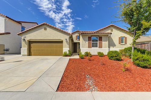 7032 Castle Rock Way, Roseville, CA, 95747-8662 | Card Image