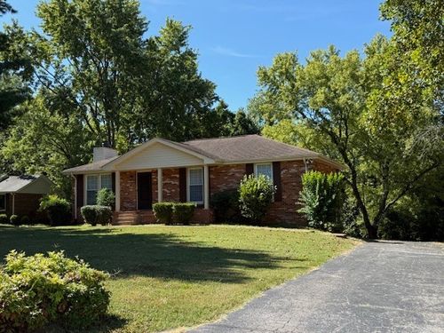 831 Forrest Glen Dr, Old Hickory, TN, 37138-1515 | Card Image