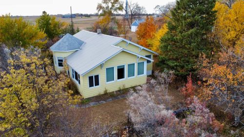 95 3rd Ave, Big Stone City, SD, 57216-2002 | Card Image