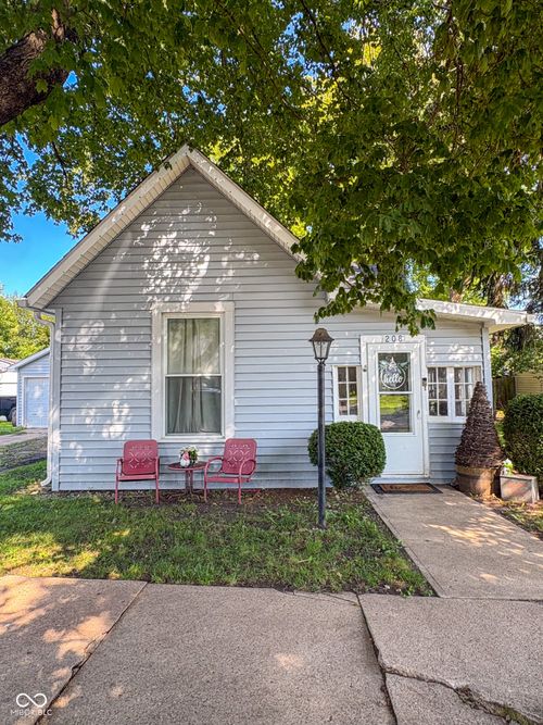 208 White St, Shirley, IN, 47384-1230 | Card Image