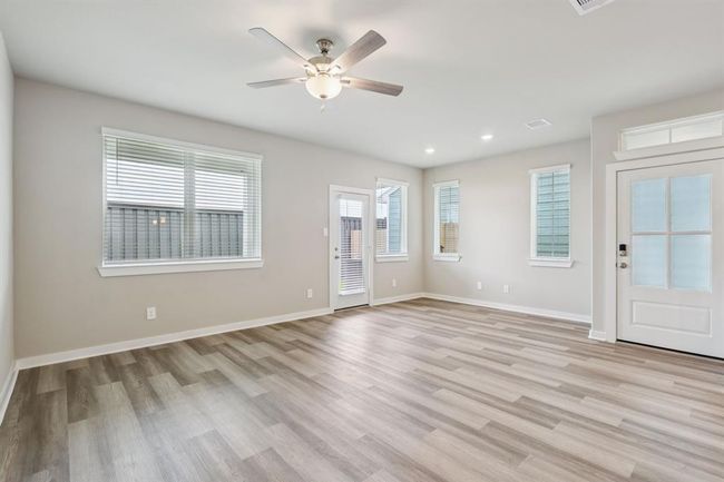2155 Beachcomber Dr, House other with 3 bedrooms, 3 bathrooms and 2 parking in Kemah TX | Image 5