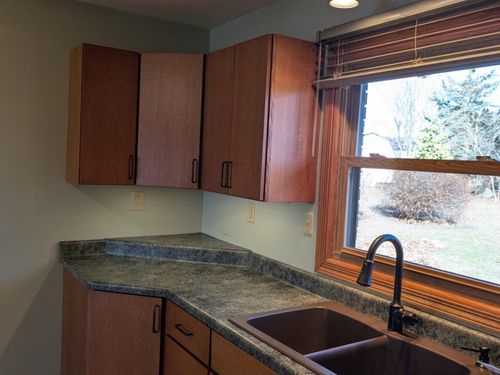 112 Wright Dr, Utica, IL, 61373-9592 | Card Image