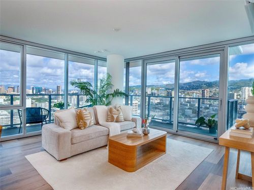 2718-1515 Liona St, Honolulu, HI, 96814-2442 | Card Image