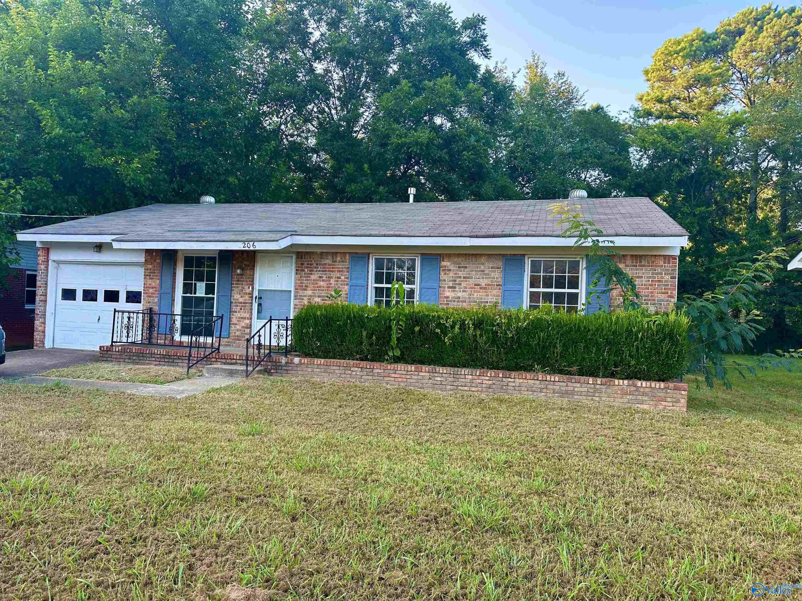 Max Luther Dr, Huntsville, AL 35811