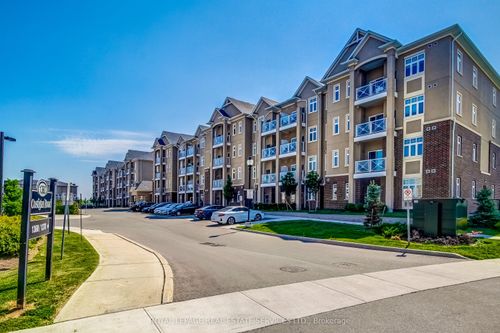 211-1360 Costigan Rd, Milton, ON, L9T8X6 | Card Image