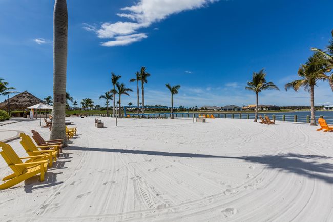 14567 Edgewater Cir, House other with 2 bedrooms, 2 bathrooms and null parking in NAPLES FL | Image 20