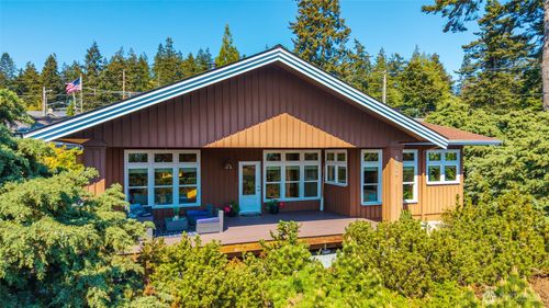 5504 Rosario Way, Anacortes, WA, 98221-2935 | Card Image