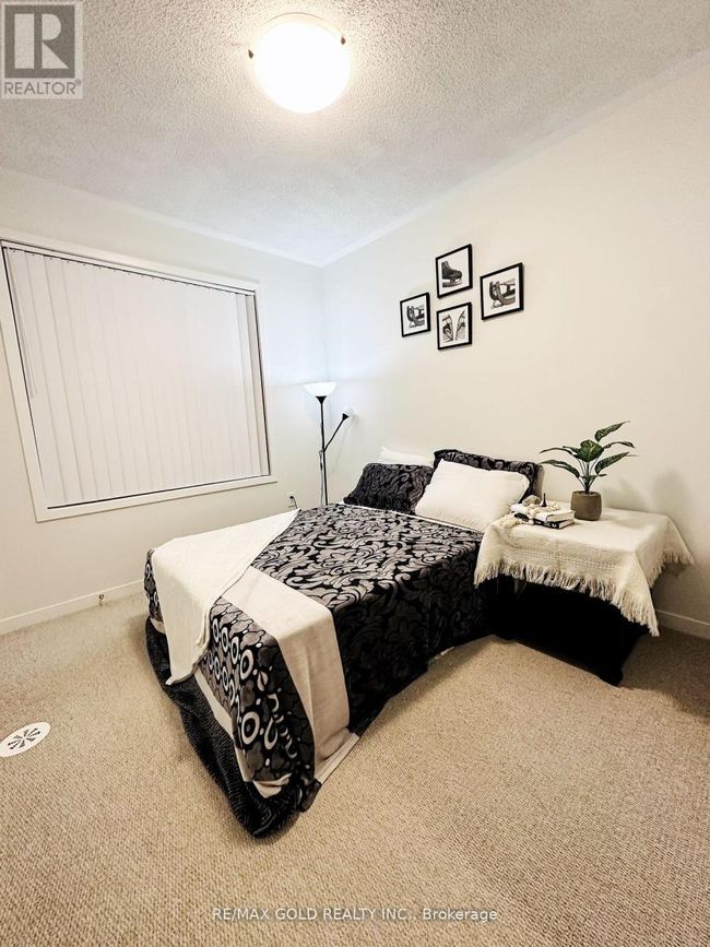179 - 151 Honeycrisp Crescent, Townhouse with 3 bedrooms, 3 bathrooms and 1 parking in Vaughan (Vaughan Corporate Centre) ON | Image 31