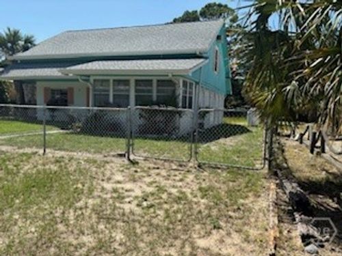 9 Miller Ave, Tybee Island, GA, 31328-9646 | Card Image