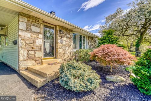 225 Diane Ave, HATBORO, PA, 19040-1703 | Card Image