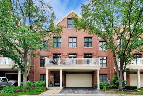 92-1865 Admiral Ct, Glenview, IL, 60026-8055 | Card Image