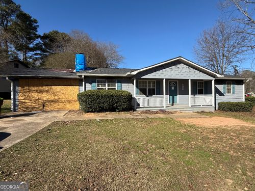 596 Lakeridge Cir Se, Conyers, GA, 30094-2639 | Card Image