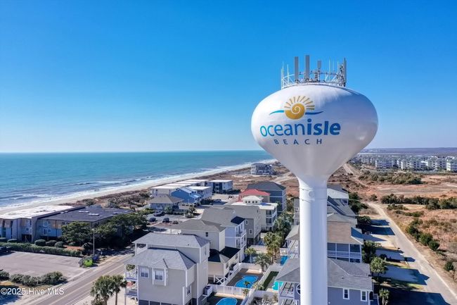 24 Pender St, House other with 5 bedrooms, 5 bathrooms and 1 parking in Ocean Isle Beach NC | Image 54