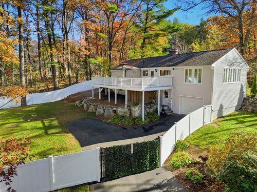 300 Malden St, Holden, MA, 01520-2112 | Card Image