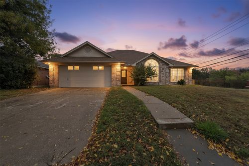 2100 Field Ln, Mansfield, TX, 76063-5103 | Card Image