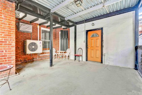 fl-1st-84 Lefferts Blvd, Kew Gardens, NY, 11415-3005 | Card Image