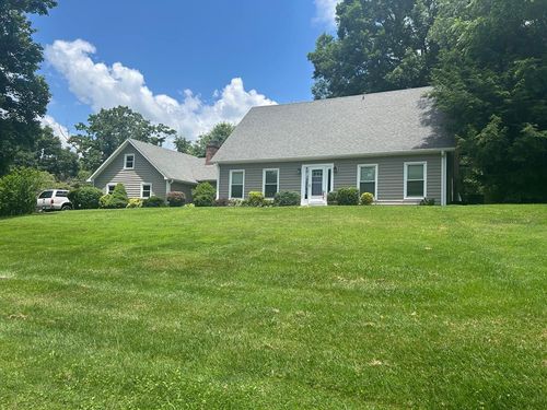 18335 Westwood Dr, Abingdon, VA, 24211-6927 | Card Image