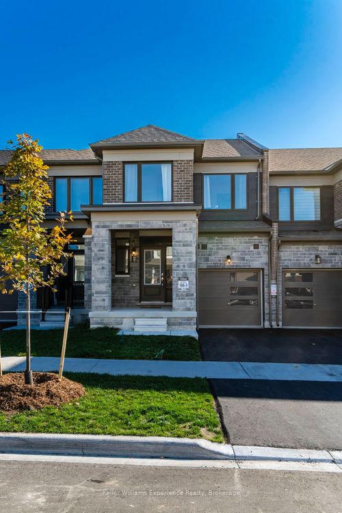 12 Durham Ave, Barrie, ON, L9J0W7 | Card Image